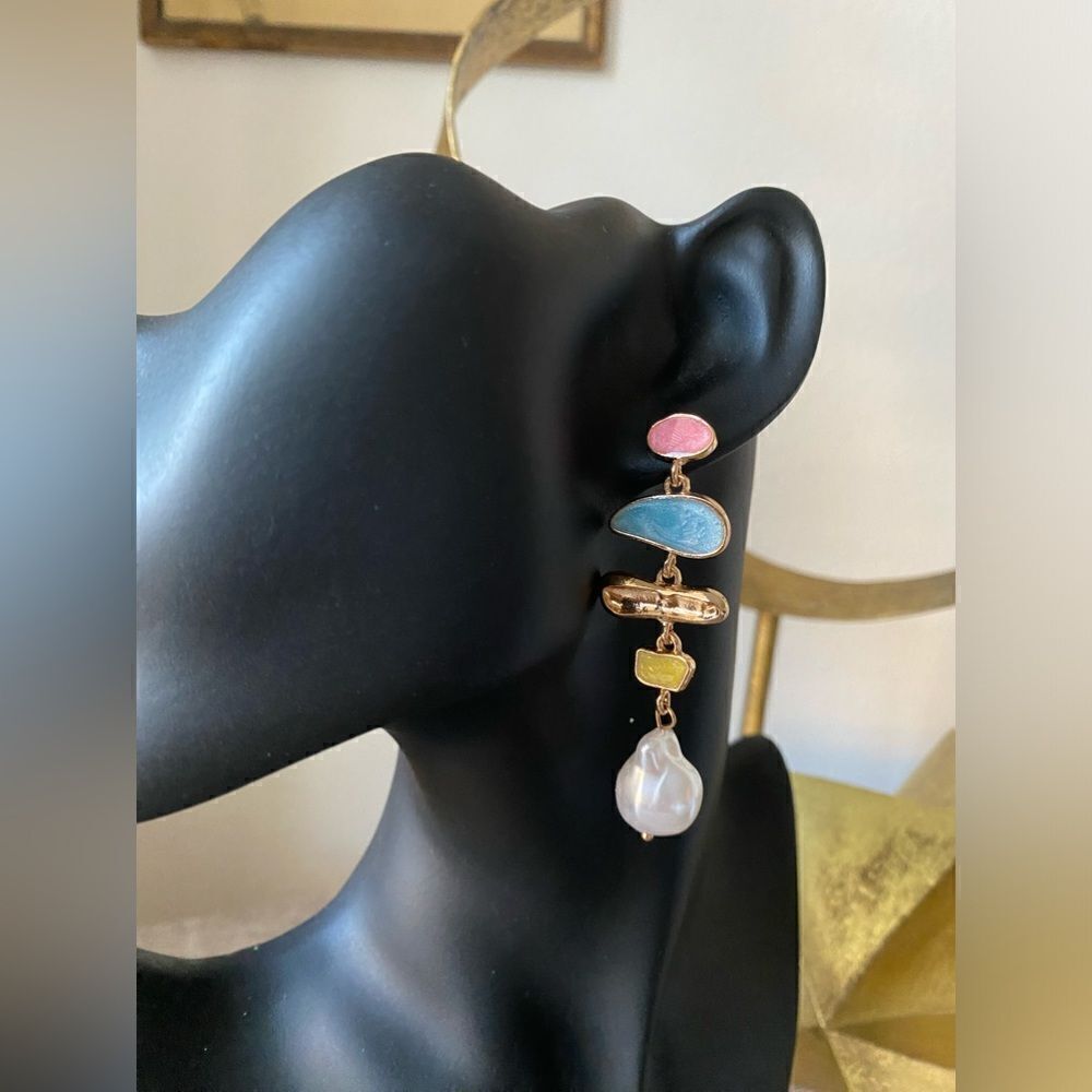Bohemian pearl drop earrings M190 - Picture 3 of 4
